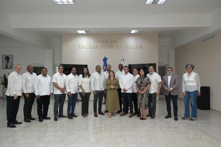CCESDN REALIZA ALIANZA CON EL MINISTERIO DE LA MUJER PARA IMPULSAR CAMPAÑA CONTRA LA VIOLENCIA HACIA LAS MUJERES EN SANTO DOMINGO NORTE